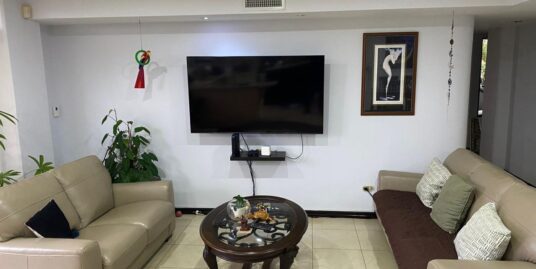 VENTA DE APARTAMENTO EN SAN RAFAEL DE ESCAZÚ