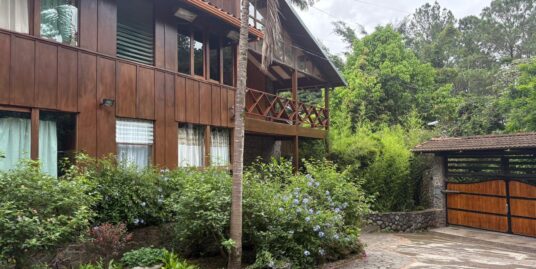 Charming Oasis with Spectacular View