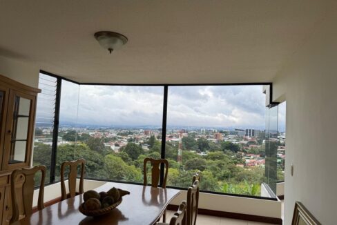 Venta de Apartamento Remodelado en Escazú 315 Drew Realty
