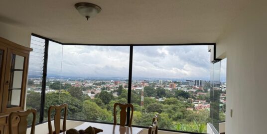 Venta de Apartamento Remodelado en Escazú