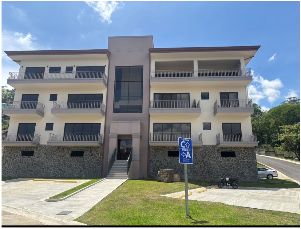 Venta Penthouse de Lujo, Condominio Vista al Valle ,Santa Ana