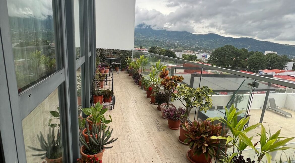 WhatsApp Image 2025-11-06 at 5.05.21 PM (4)