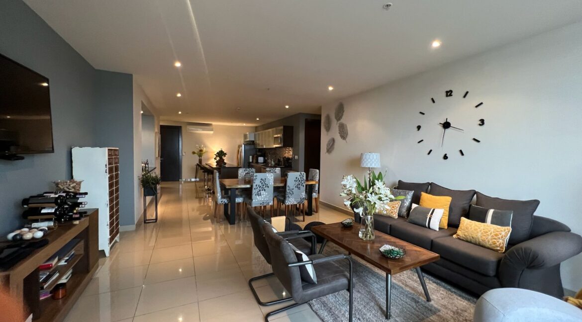 WhatsApp Image 2025-11-06 at 5.05.22 PM