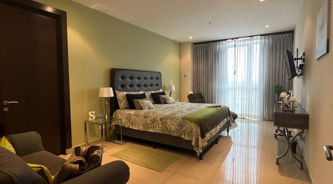 WhatsApp Image 2025-11-06 at 5.05.22 PM (3)