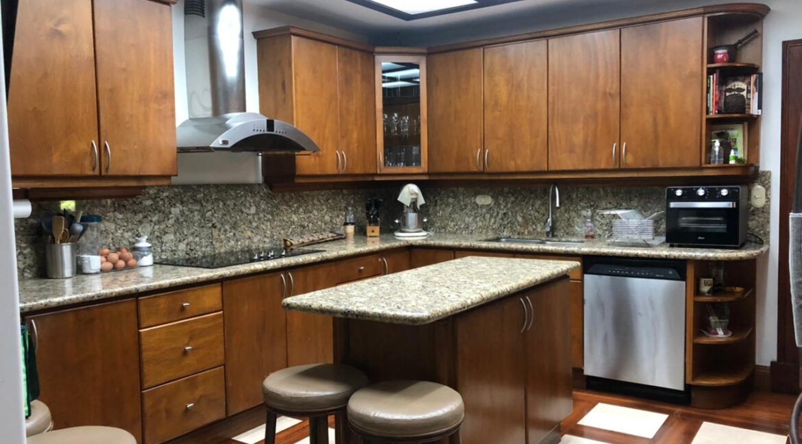 WhatsApp Image 2025-11-11 at 1.33.21 PM (4)