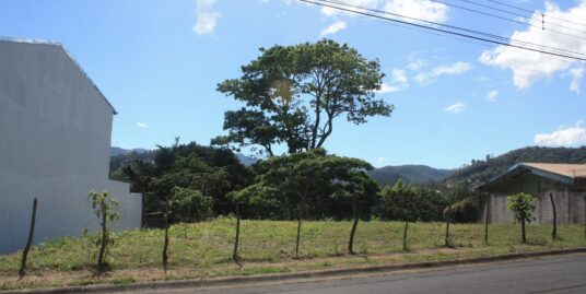 Venta de Lote en Lomas de Ayarco, Curridabat.