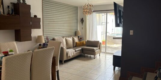 ALQUILER DE CASA  CON PISCINA EN CIUDAD COLÓN