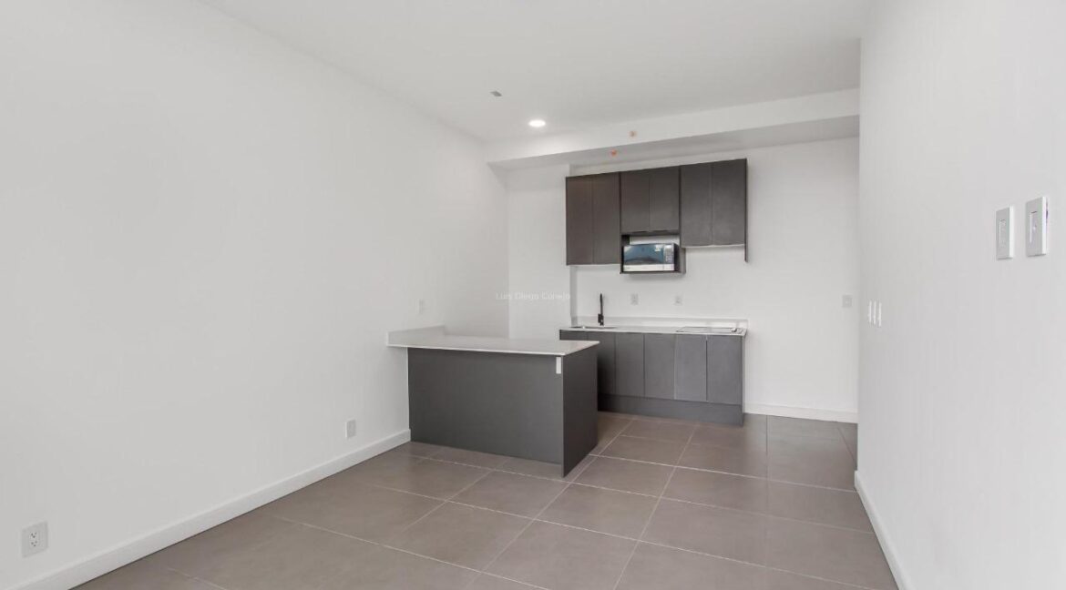 WhatsApp Image 2025-11-18 at 1.51.35 PM (2)