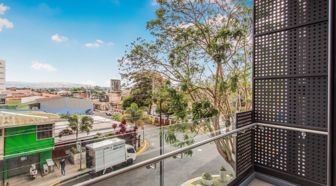 WhatsApp Image 2025-11-18 at 1.51.35 PM (3)