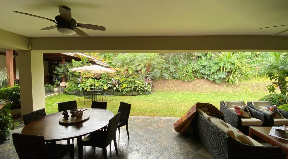 WhatsApp Image 2025-11-20 at 1.59.07 PM (2)