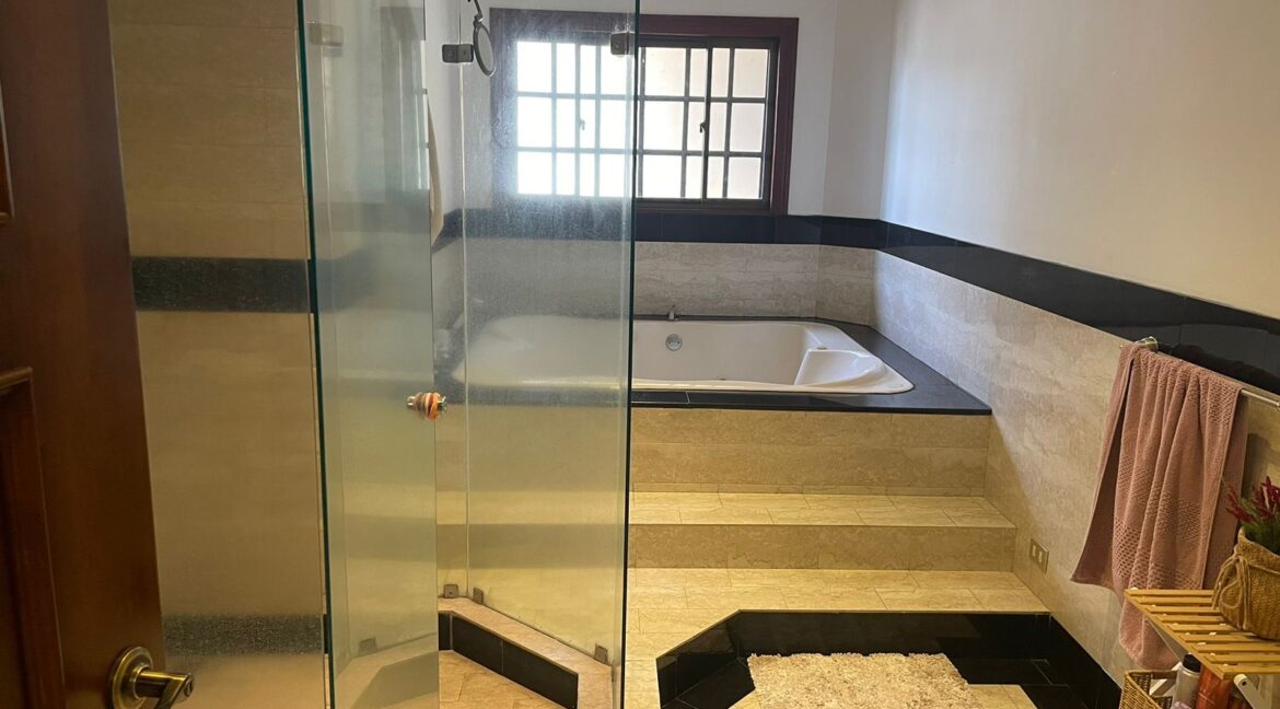 WhatsApp Image 2025-11-26 at 6.43.01 PM (1)