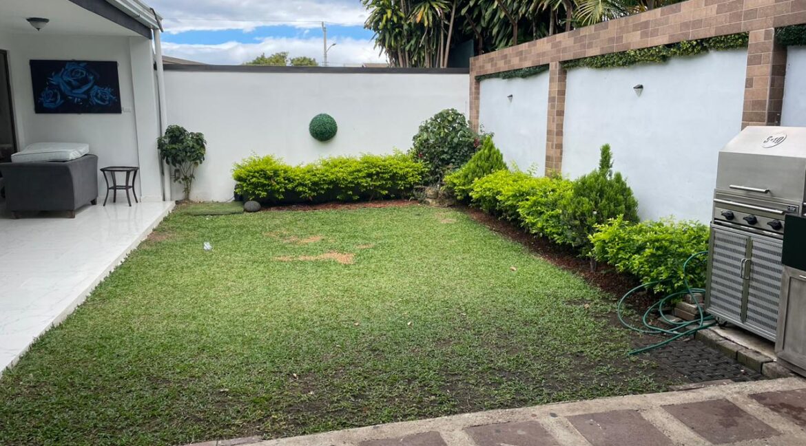 WhatsApp Image 2026-01-09 at 1.07.41 PM (1)