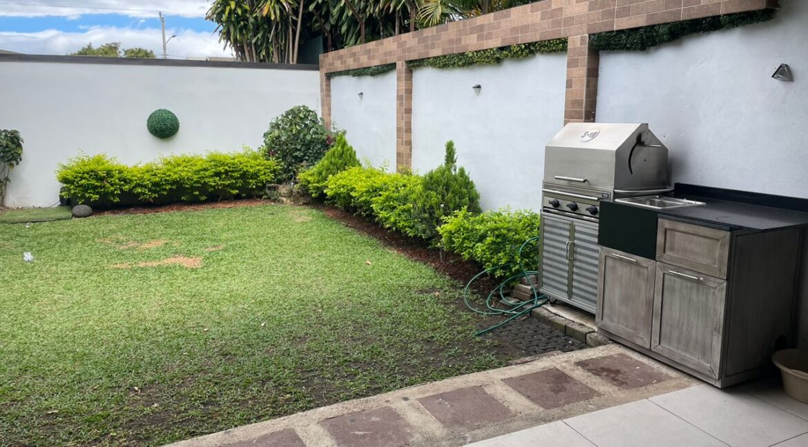 WhatsApp Image 2026-01-09 at 1.07.41 PM