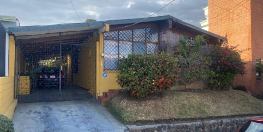 SE VENDE CASA INDEPENDIENTE DE 1 SOLA PLANTA