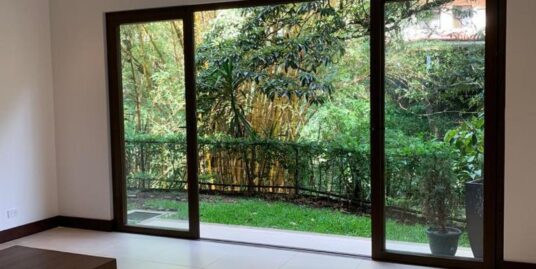 VENTA DE APARTAMENTO – BARRIO LOS LAURELES, SAN RAFAEL DE ESCAZÚ