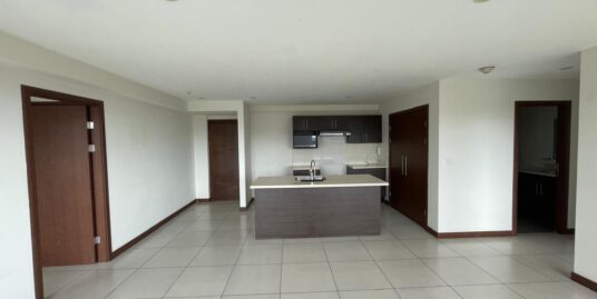 Alquiler de apartamento en Sabana Norte.