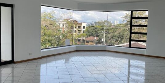 Venta de Casa en Condominio.