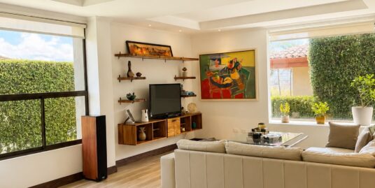 Venta Casa en condominio Jaboncillos, Escazú