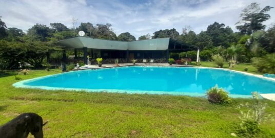 Propiedad Tropical Única en Venta — Caribe Sur de Costa Rica